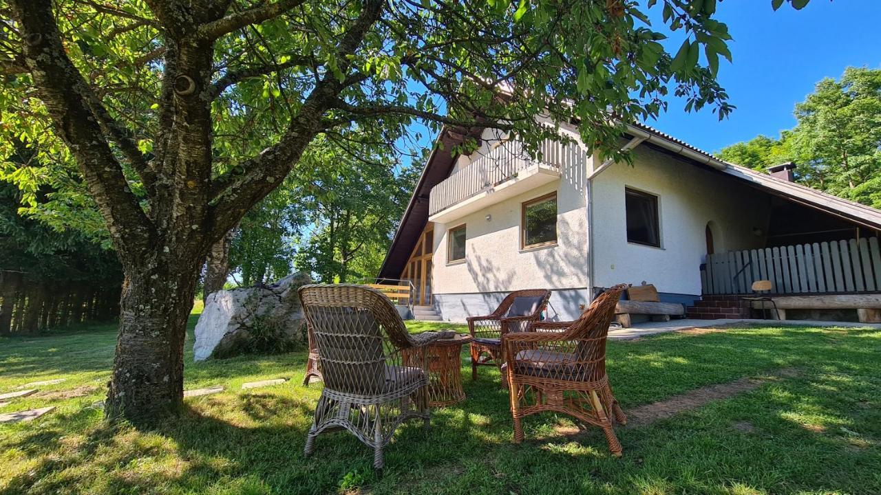Forestside House Gacka With Relax Area Sinac Extérieur photo